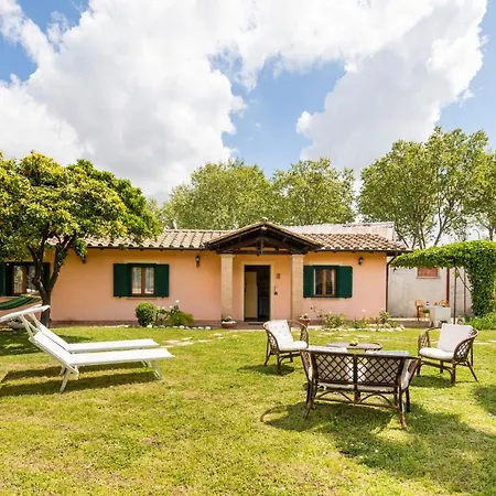 Villa Peaceful Haven In *