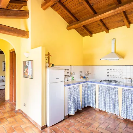 Peaceful Haven In Villa Rome